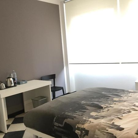 Sub14 Suite Con 2 Camere Da Letto Grandi ريجّو إيميليا المظهر الخارجي الصورة