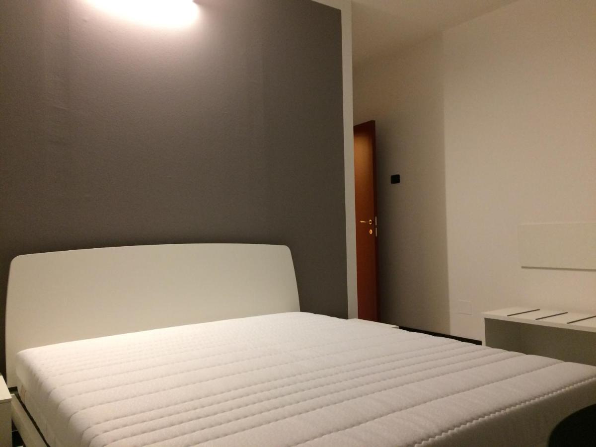 Sub14 Suite Con 2 Camere Da Letto Grandi ريجّو إيميليا المظهر الخارجي الصورة